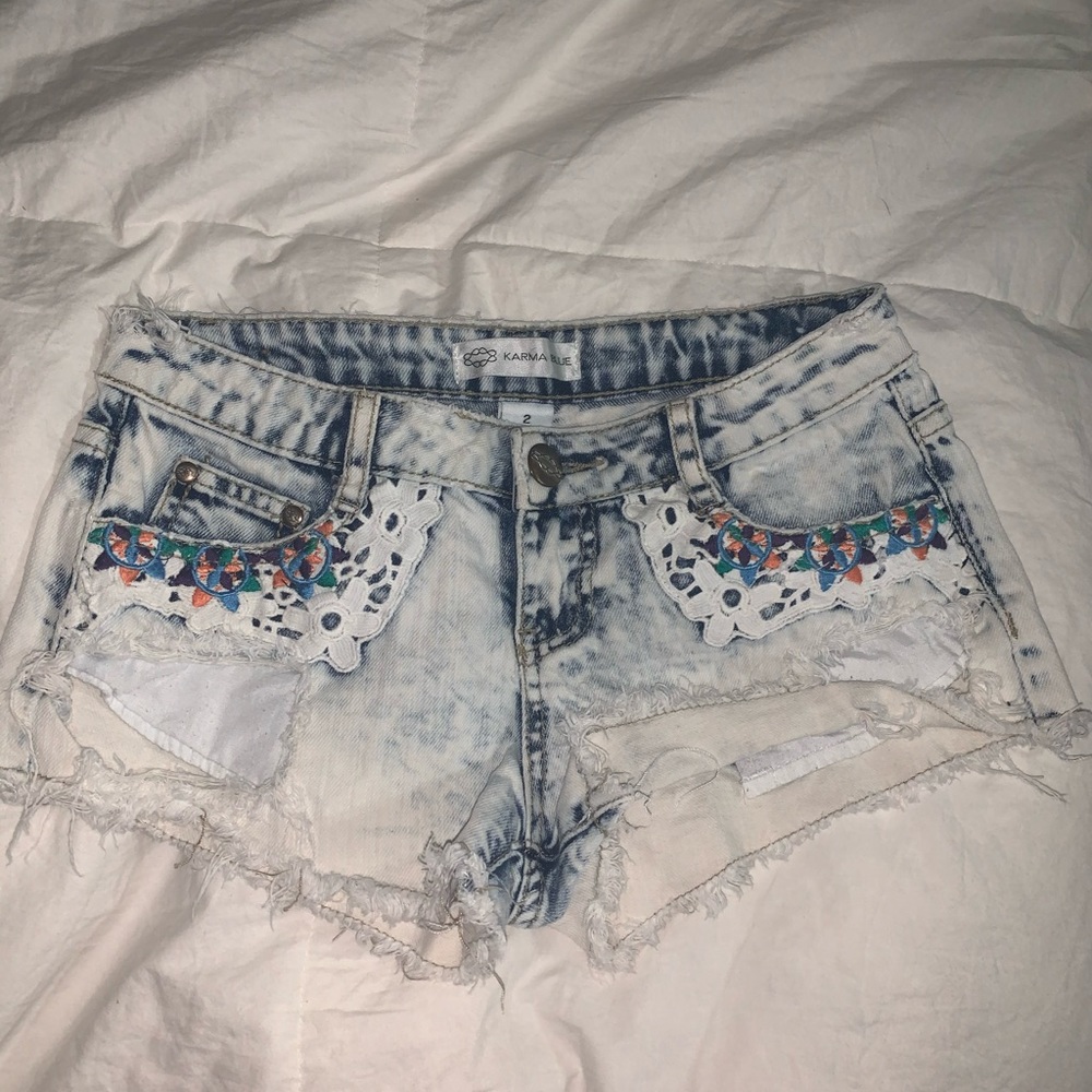 Karma Blue bleached embroidered shorts size 2